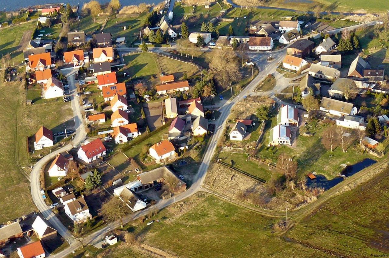 "Balmgarten" Im Naturpark Usedom, Bio Solarhaus Mit Grossem Garten المظهر الخارجي الصورة